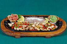 chicken fajitas served at jazmin's restaurant in san jose del cabo